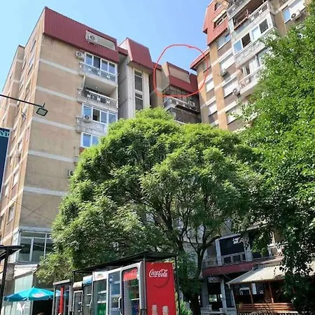 Apartament Lanada *